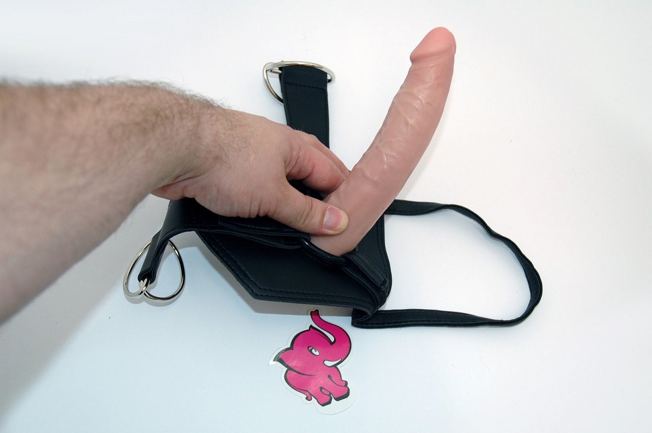 Страпон с колани