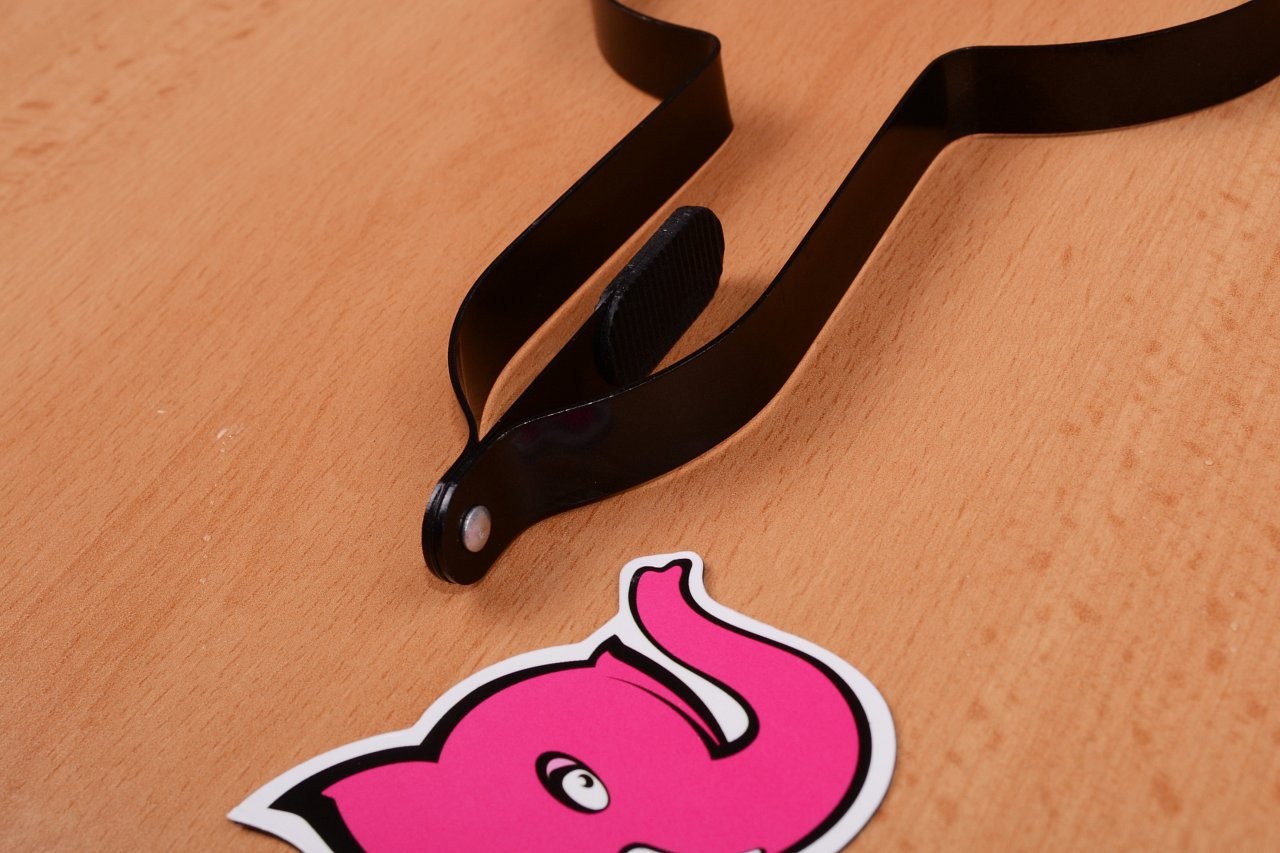 Формичка за яйце във формата на пенис