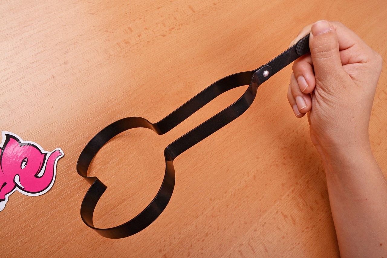 Формичка за яйце във формата на пенис