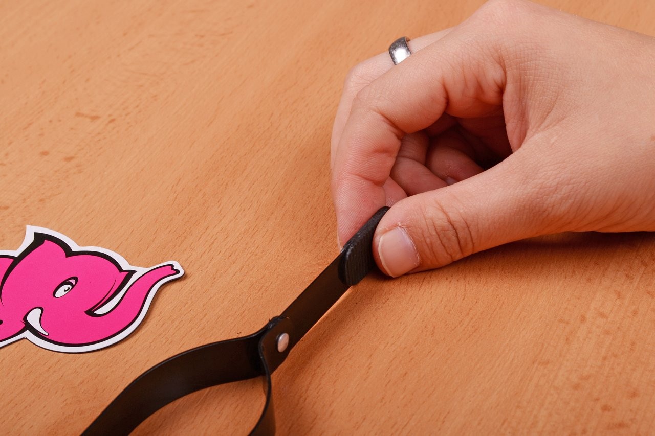 Формичка за яйце във формата на пенис