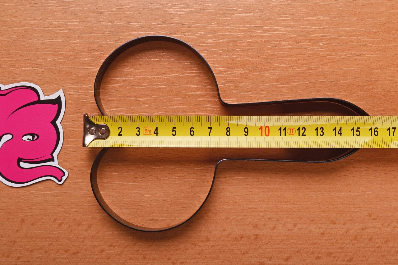 Формичка за яйце във формата на пенис