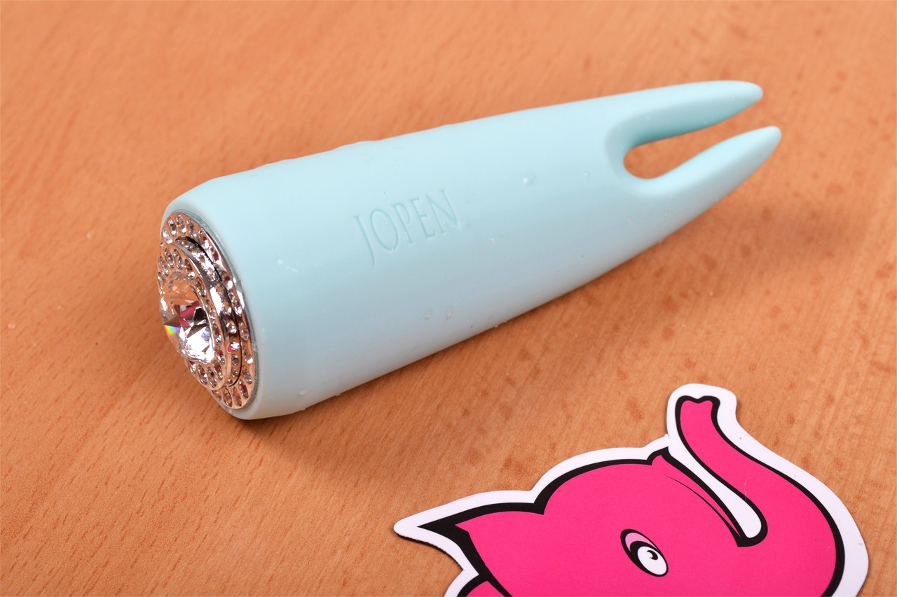 Тюркоазен диамантен масажен вибратор с уши