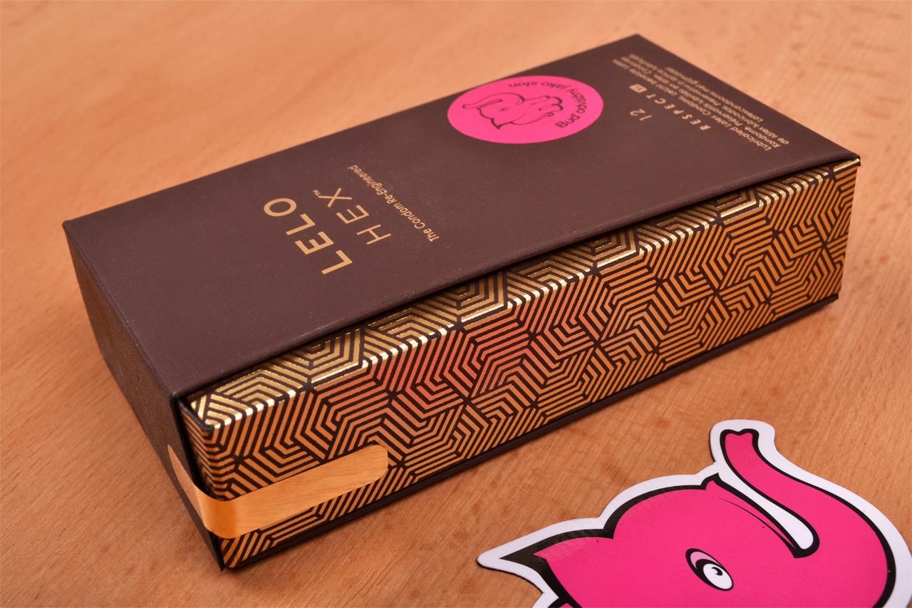 LELO Hex Respect XL - фотосесия в магазин Růžový Slon Havířov