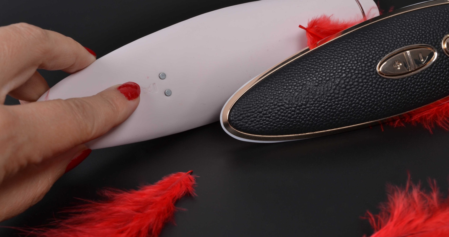 Луксозен вибратор под налягане Satisfyer, Click 'n' Charge