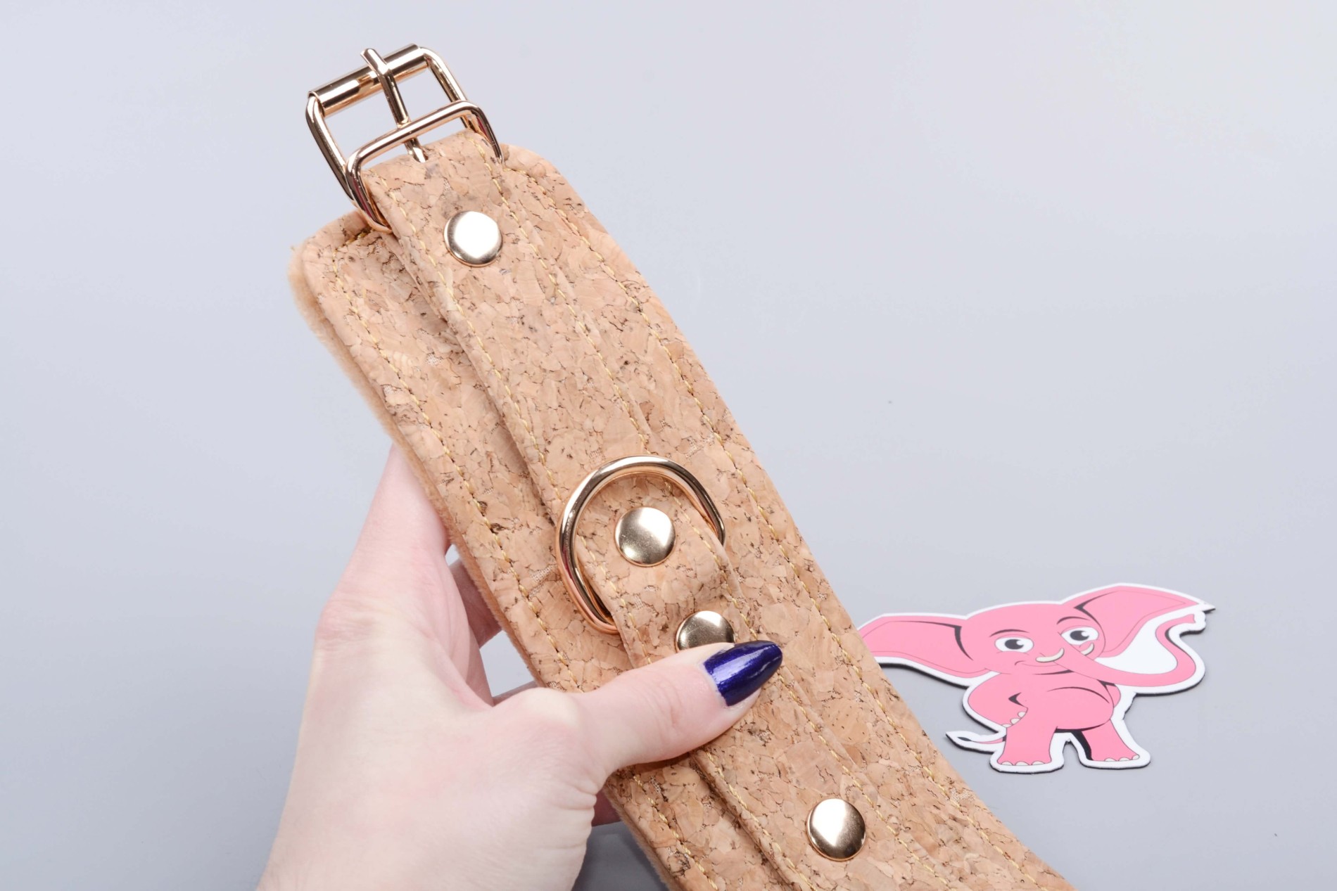 Коркови белезници Веган фетиш