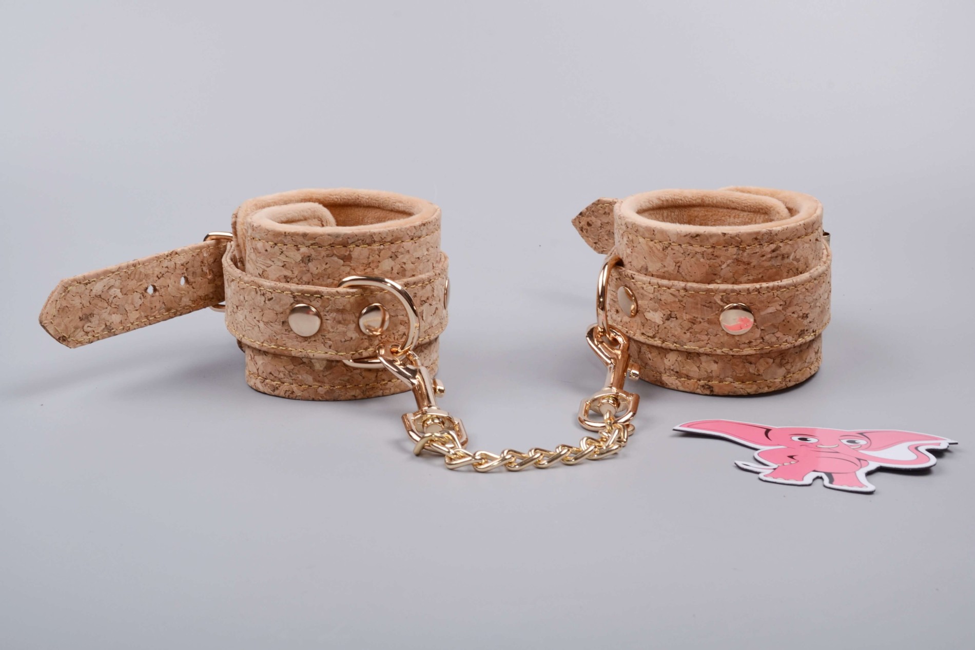 Коркови белезници Веган фетиш