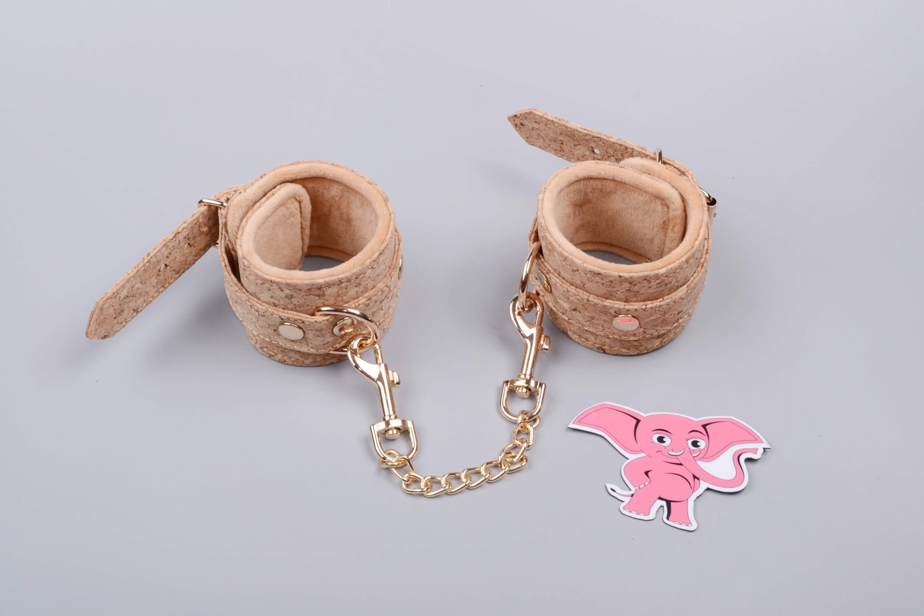 Коркови белезници Веган фетиш