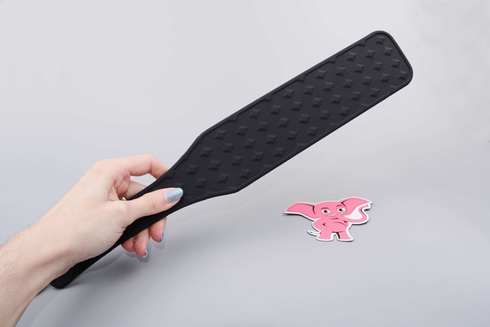 Black Spanker Силиконов шамар, в ръка