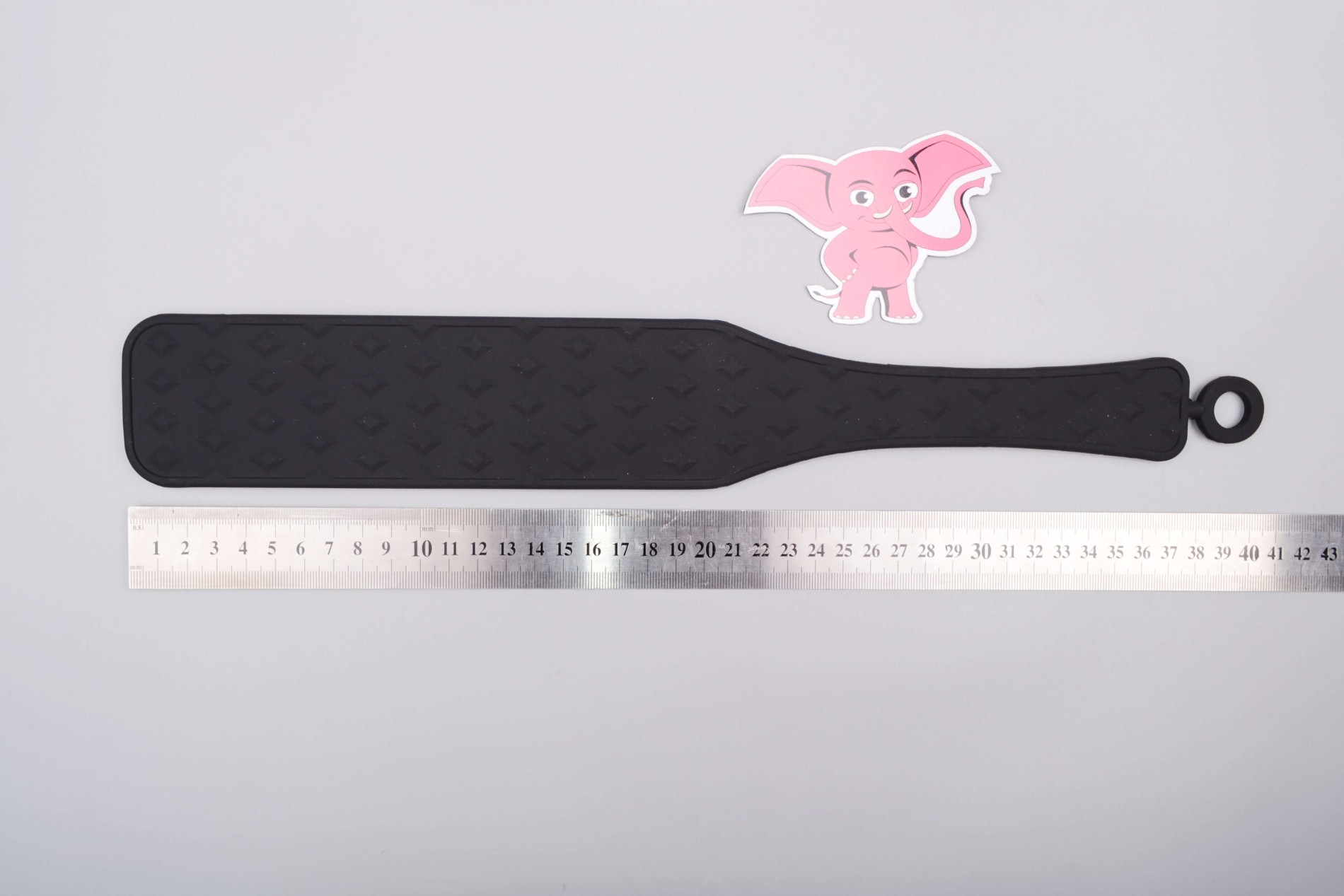 Black Spanker силиконов шлеповец, размери