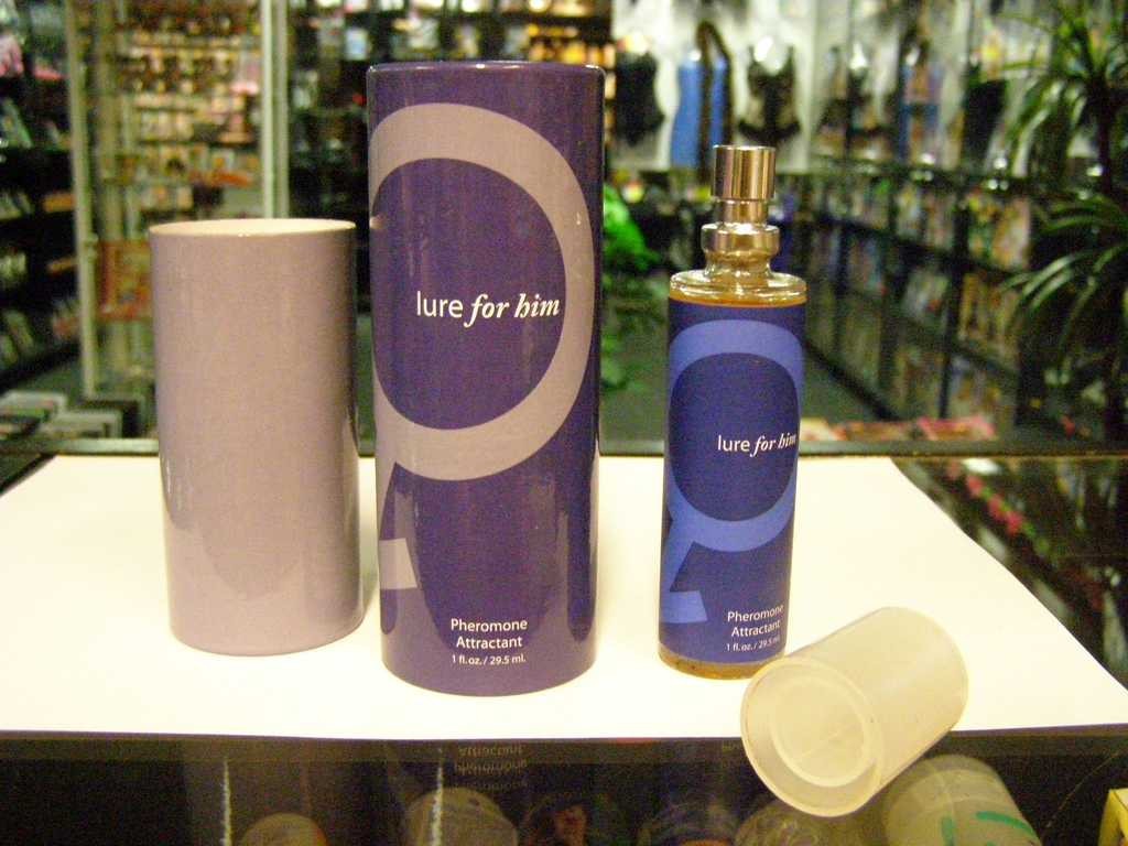 Feromony pro muže \"примамка за него\"