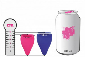 Менструални чашки Fun Cup, комплект за изследване, сравнение на размера с кутия